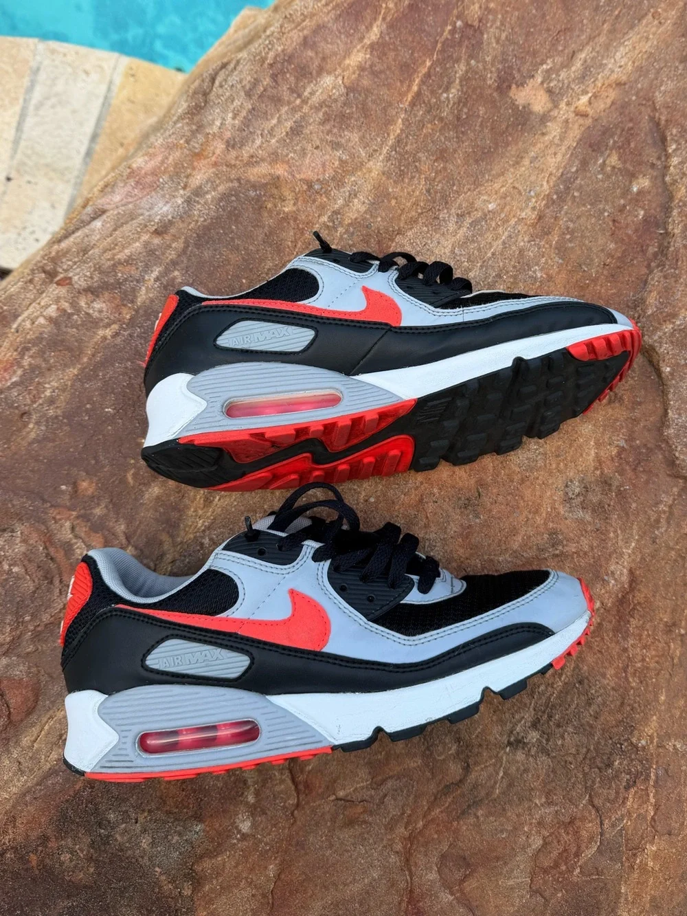 Nike Air Max 90 ‘Radiant Red’ Sneaker Size9